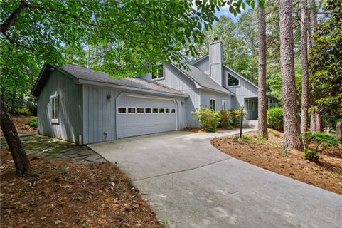 10 Pine Garden Way
