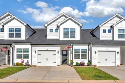 128 Aleppo Lane sold home in The Pines, Greer, SC