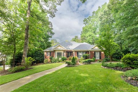 104 Santee Trail sold home in Calhoun Forest, Clemson, SC