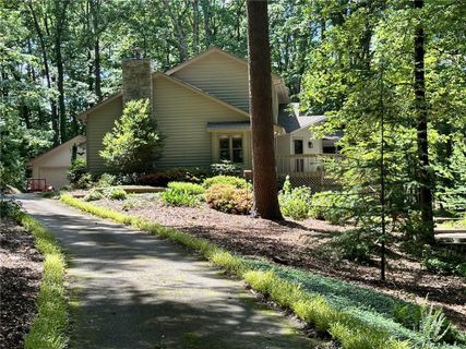 220 Hunters Trail sold home in Hunters Run, Walhalla, SC