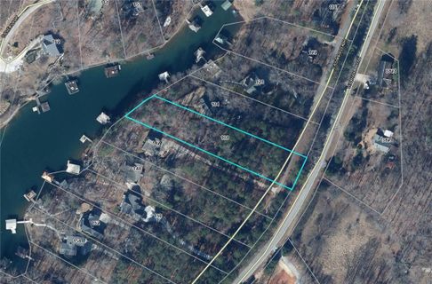 138 East Cove Drive sold home in East Cove, Six Mile, SC