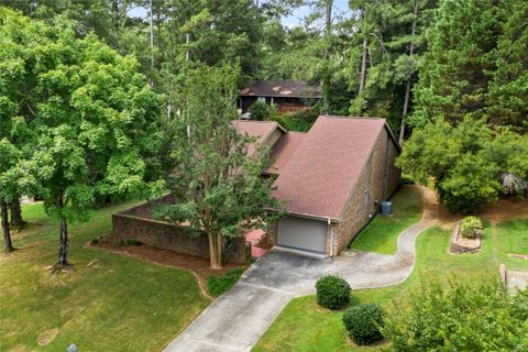 Previously sold for $274,700