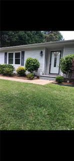 1013 S Greenwich Drive
