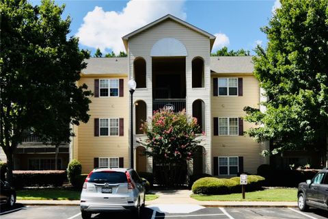 190 Wexford Drive 205