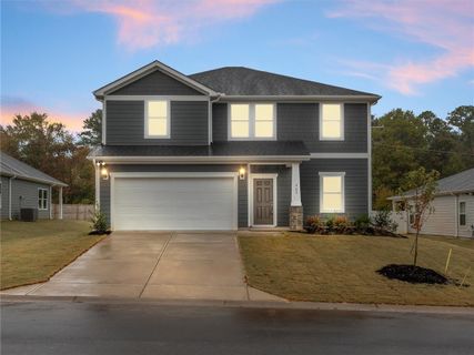 305 Roderick Lane