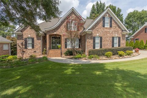 142 Parkside Drive