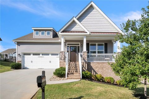 611 Sandstone Drive sold home in Stonegate, Seneca, SC
