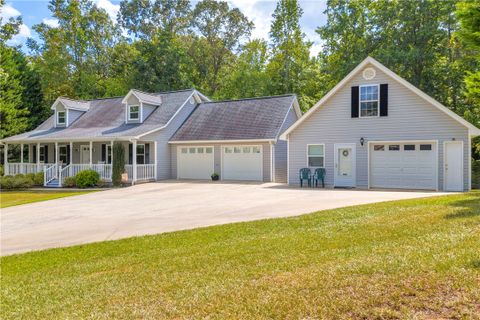 227 Jana Drive sold home in Fairfield Estates, Walhalla, SC