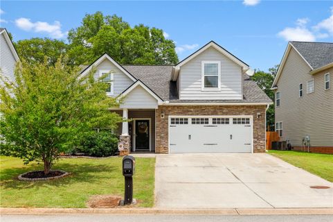 221 Streams Way sold home in Winding Stream, Anderson, SC