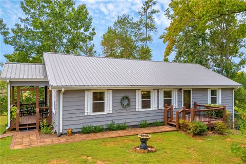 1009 Hillsborough Drive sold home in Thriftwood, Seneca, SC