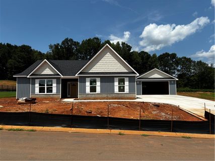 109 Walters Way