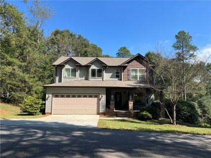 Previously sold for $289,000