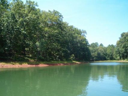 Tugaloo Bay, Lavonia