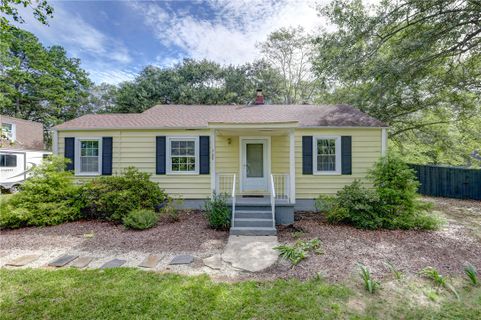 109 Winthrop Avenue