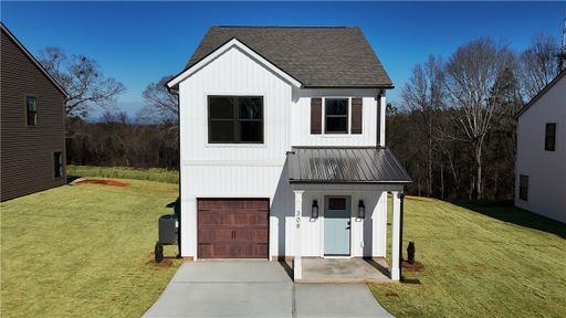 308 W North 3Rd Street sold home in Chestnut Hills, Seneca, SC