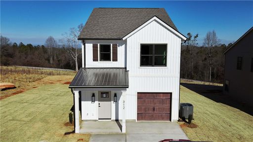 312 W North 3Rd Street sold home in Chestnut Hills, Seneca, SC