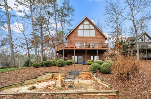 221 Serenity Bay Drive sold home in Serenity Bay, Seneca, SC