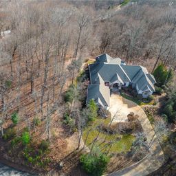 101 Upper Ridge Way