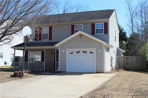 281 Rivers Edge Drive sold home in Cherish Ridge, Easley, SC