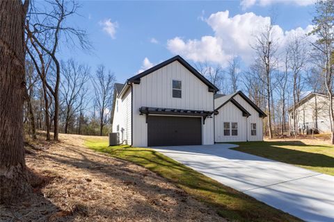 66 Mohawk Trail sold home in Tugaloo Bay, Lavonia, GA