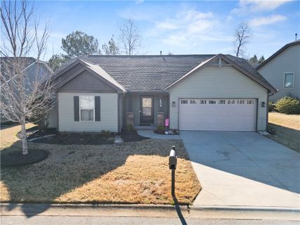 206 N Stonegate Drive sold home in Stonegate, Seneca, SC