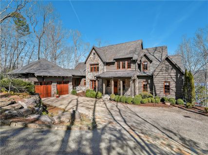 213 Jocassee Point Road