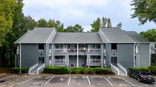 806 Northlake Drive