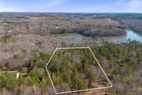 122 Moonlight Drive sold home in Moonlight Bay, Fair Play, SC