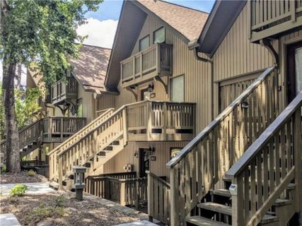 600 Captains Cove Court 7