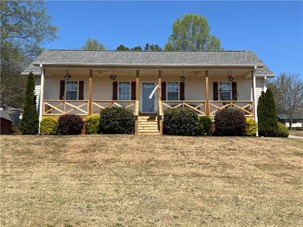 104 Sycamore Drive sold home in Lakewood Estate, Pickens, SC