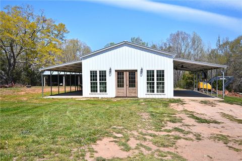 Previously sold for $265,000