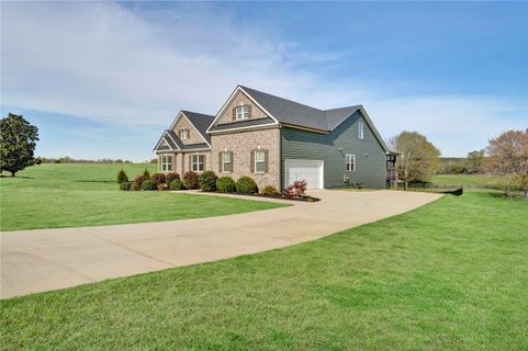 1001 Omega Farms Lane sold home in Omega Farms, Williamston, SC