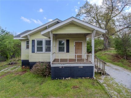 107 Hope Avenue sold home in Utica, Seneca, SC