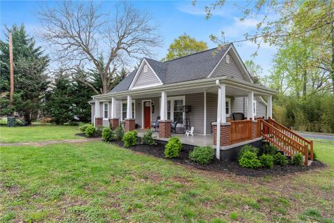 200 Front Street sold home in Glenwood Mill, Easley, SC