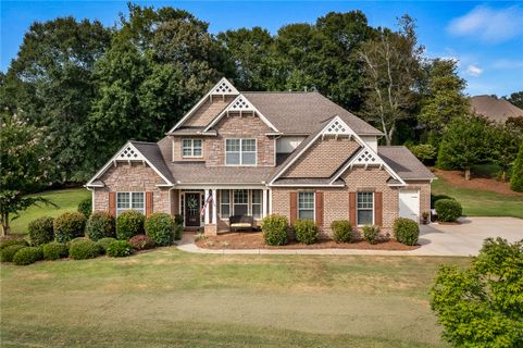 106 Vinings Crossing sold home in Hammond Hall, Belton, SC