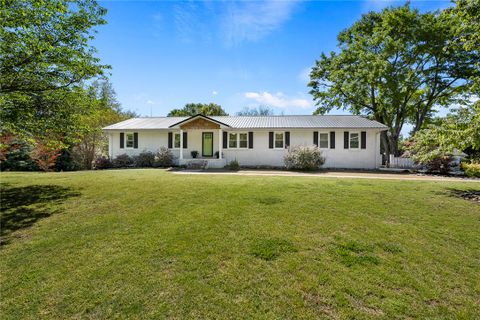 6 River Drive Extension sold home in Riverview, Williamston, SC