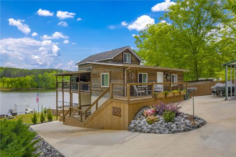 108 A Holt Drive sold home in Rocky Shores, Iva, SC