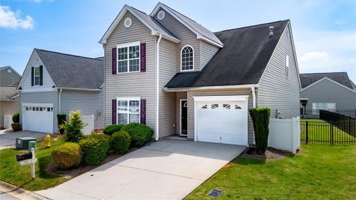 112 Ledgewood Way