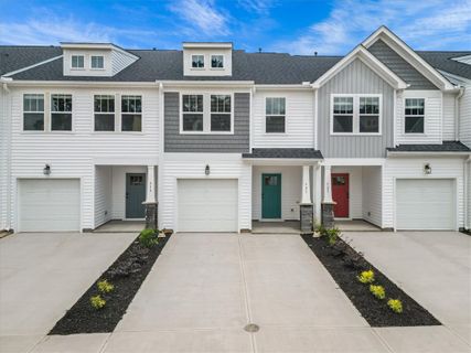521 Harebell Way sold home in Hickory Heights, Greenville, SC