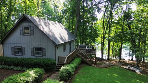 112 Park Circle sold home in Ponderosa Point, Townville, SC