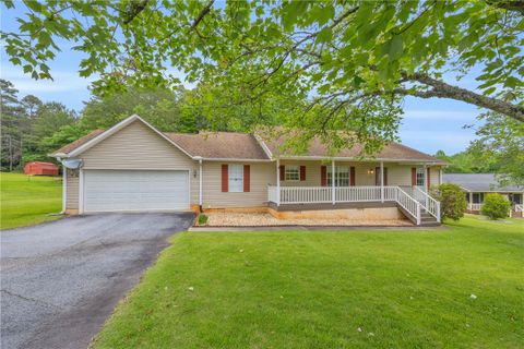 211 Jana Drive sold home in Fairfield Estates, Walhalla, SC