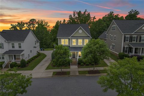 329 Algonquin Trail