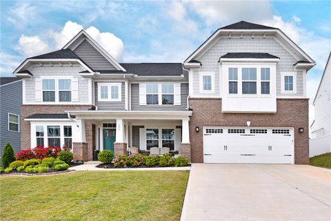 206 Chinook Drive