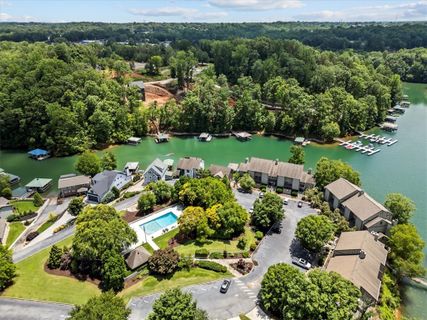 701 Loran Pointe sold home in Loran Pointe, Seneca, SC