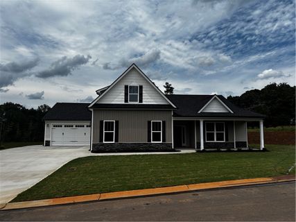 102 Hinton Farms Drive sold home in Hinton Farm, Easley, SC