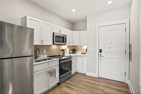 13500 Clemson Boulevard Unit 2203 active home in Lakeside Lodge-Clemson, Seneca, SC