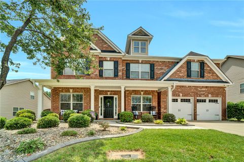 332 Heritage Point Drive sold home in Heritage Point, Simpsonville, SC