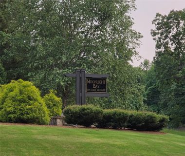 00 Stardust Lane sold home in Moonlight Bay On Keowee, Seneca, SC