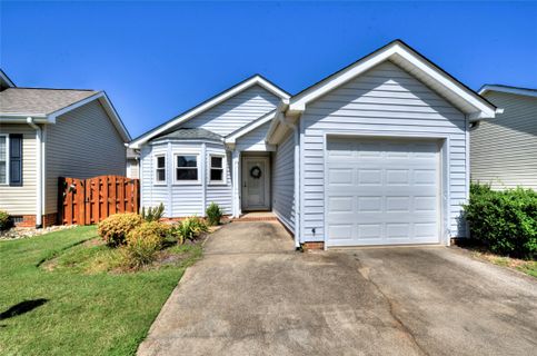 108 Baldwin Place sold home in Cobblestone Place, Easley, SC