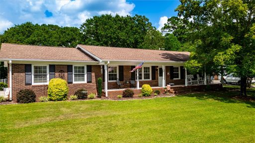 427 Pelzer Highway
